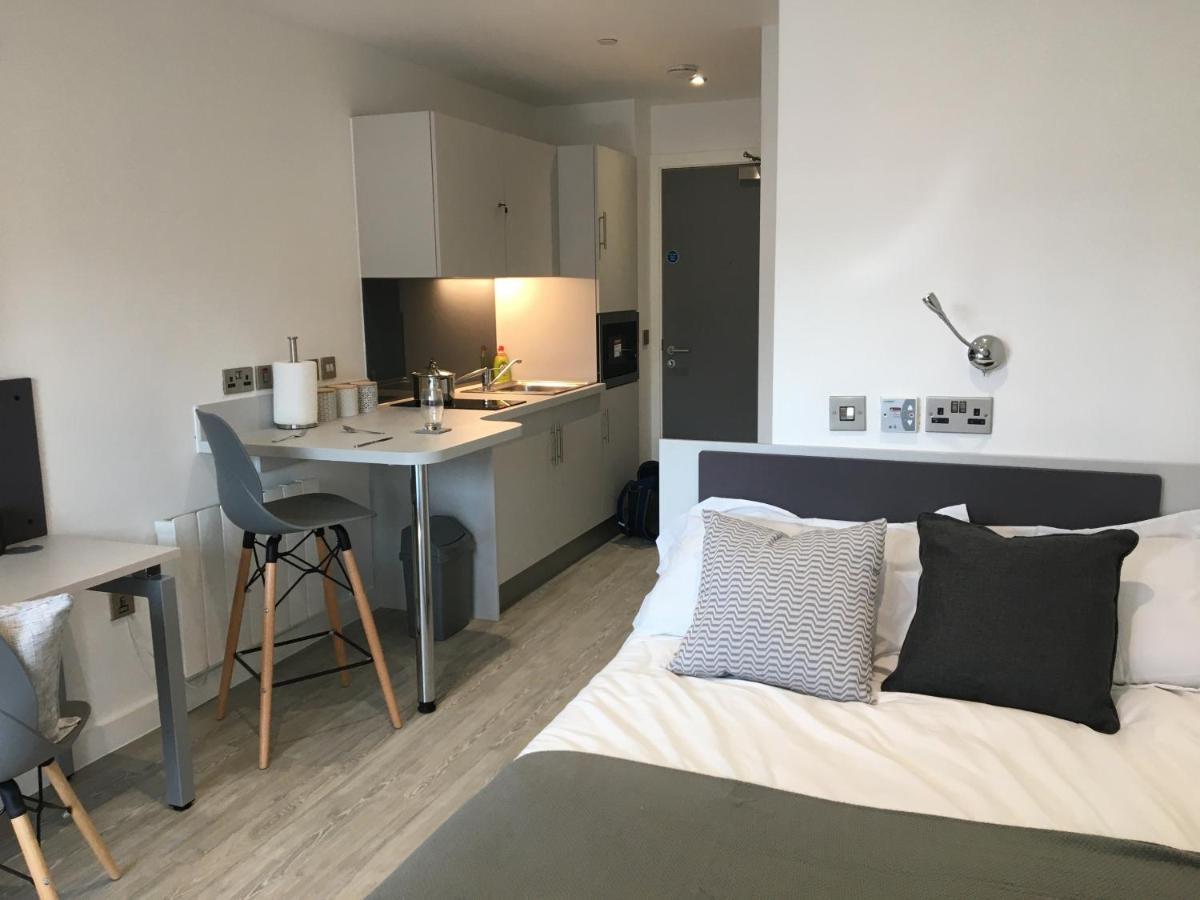 Modern Studios, Newcastle Under Lyme - Sk Ngoại thất bức ảnh