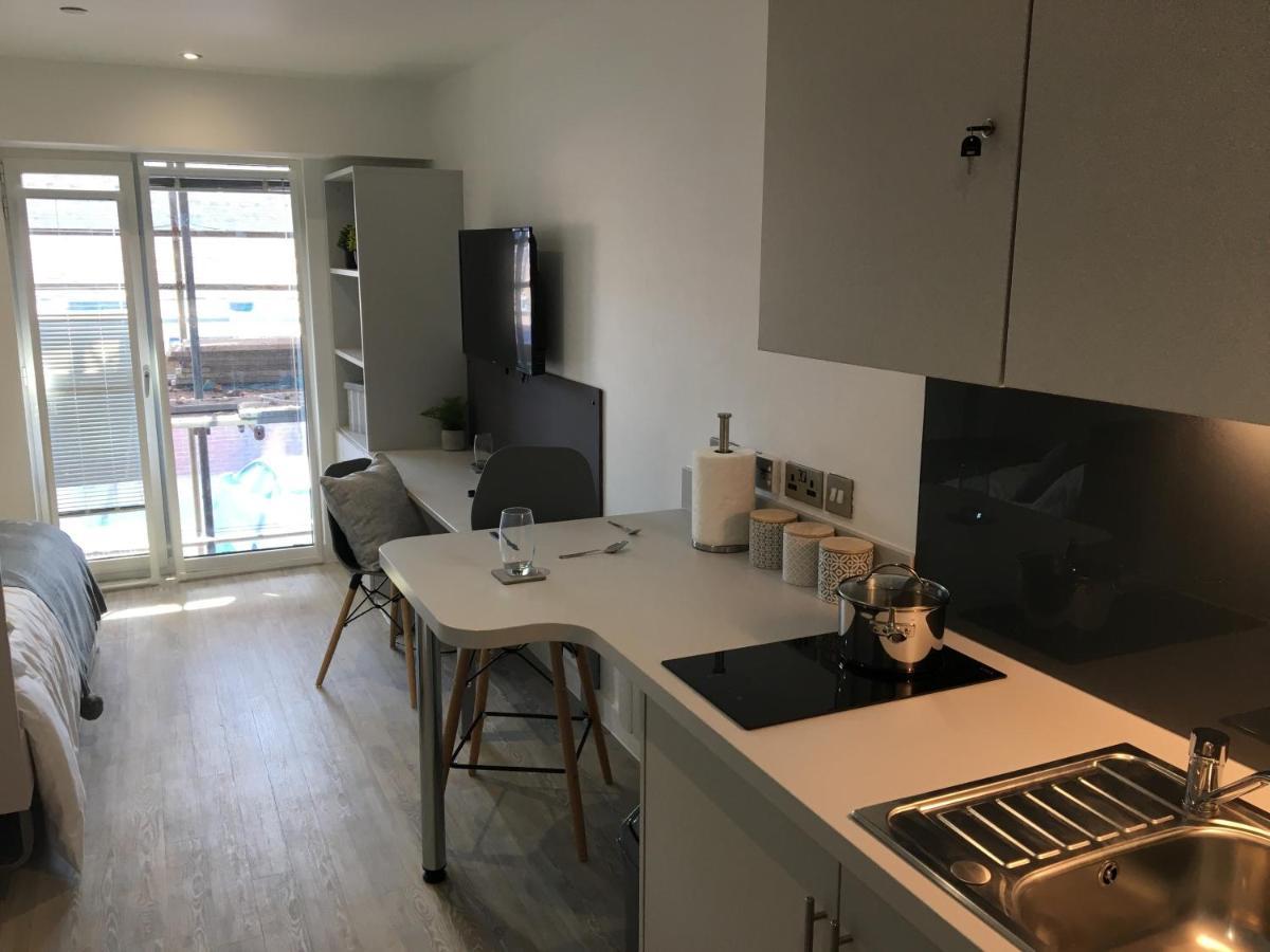 Modern Studios, Newcastle Under Lyme - Sk Ngoại thất bức ảnh